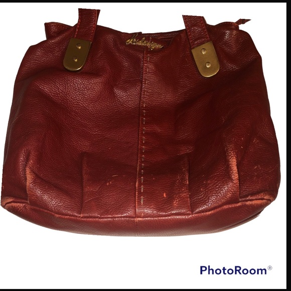Hidesign Gen Leather Lrg Red Shoulder Bag w/gld hardware Good Preloved Condition - Picture 5 of 15
